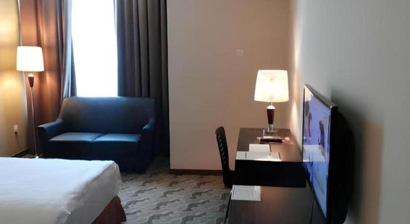 Eminent Hotel Kota Kinabalu Dış mekan fotoğraf