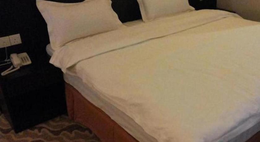 Eminent Hotel Kota Kinabalu Dış mekan fotoğraf