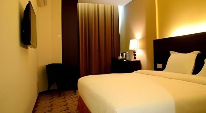 Eminent Hotel Kota Kinabalu Dış mekan fotoğraf
