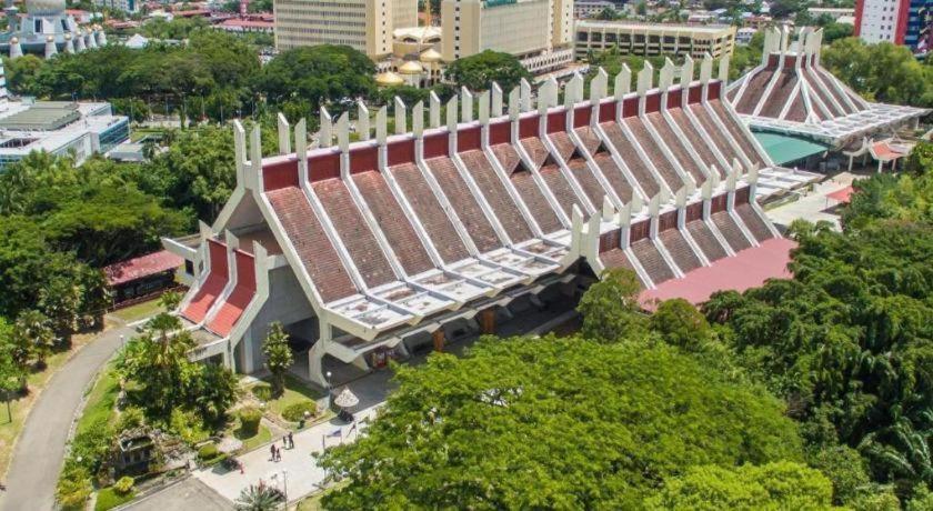 Eminent Hotel Kota Kinabalu Dış mekan fotoğraf